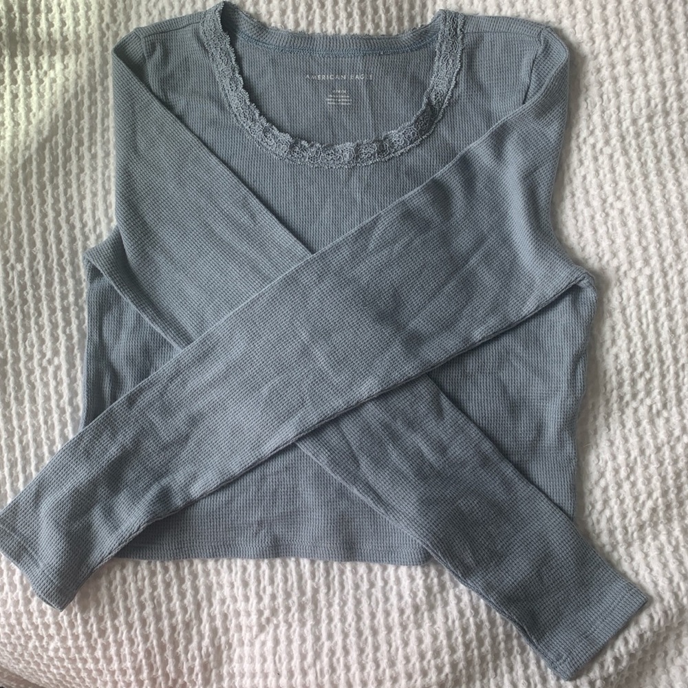 American eagle crop t shirt with lace collar in dusty blue